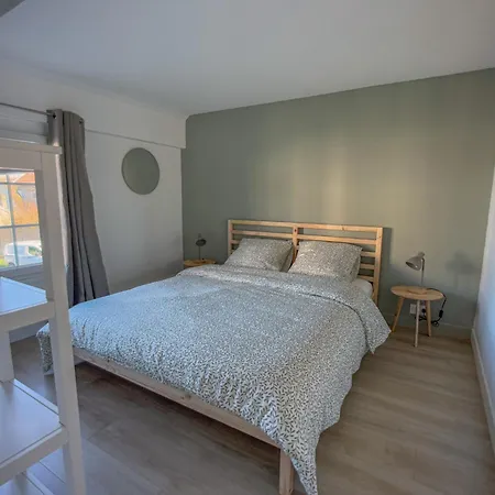 New Lovely Cosy House With Garden בית נופש Faremoutiers